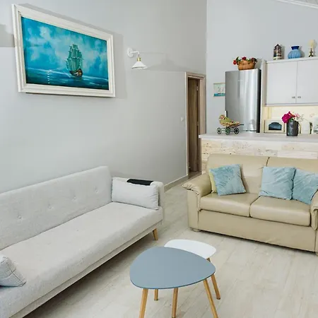 Angelos Kır Evi Ermioni